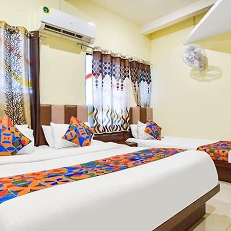 Fabexpress Poonam Palace Ahmedabad Eksteriør bilde