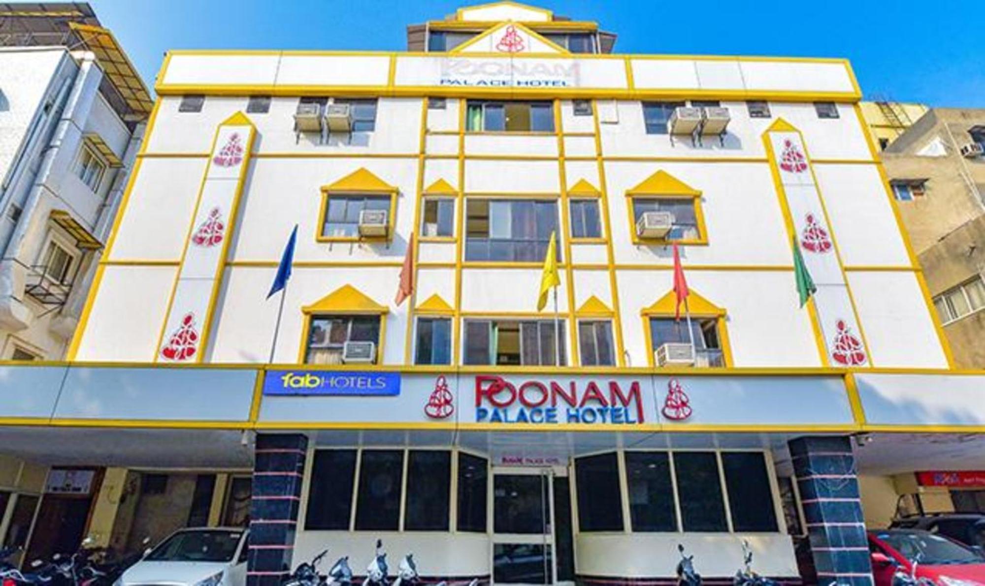 Fabexpress Poonam Palace Ahmedabad Eksteriør bilde