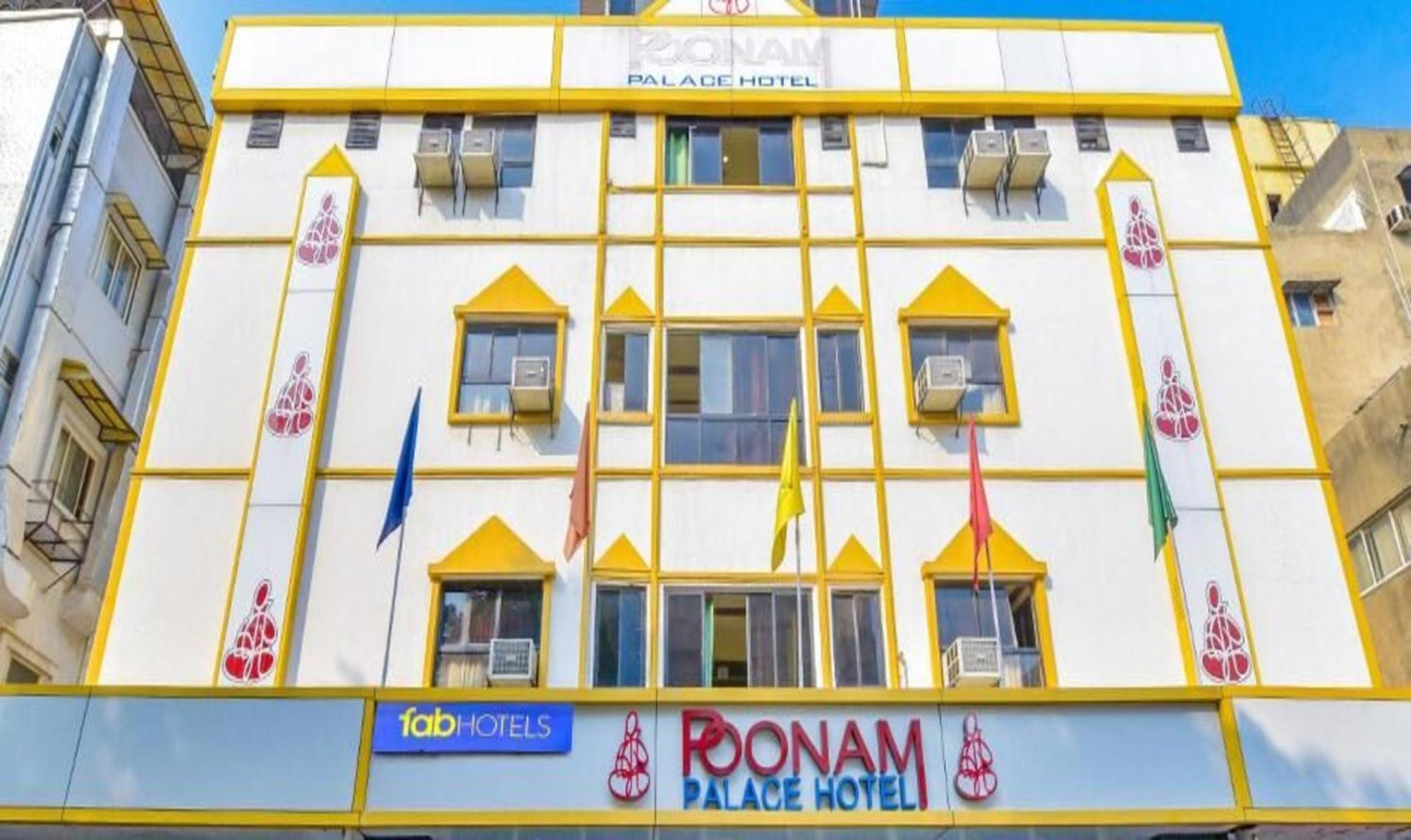 Fabexpress Poonam Palace Ahmedabad Eksteriør bilde